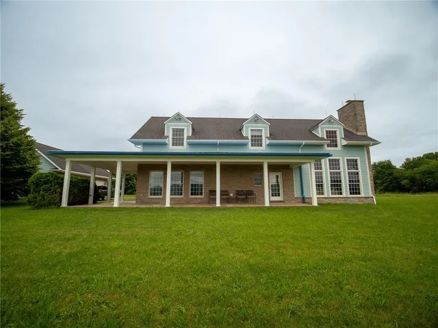 $2,450,000 | 534 Anna Lois Lane, Donegal, PA 15628
