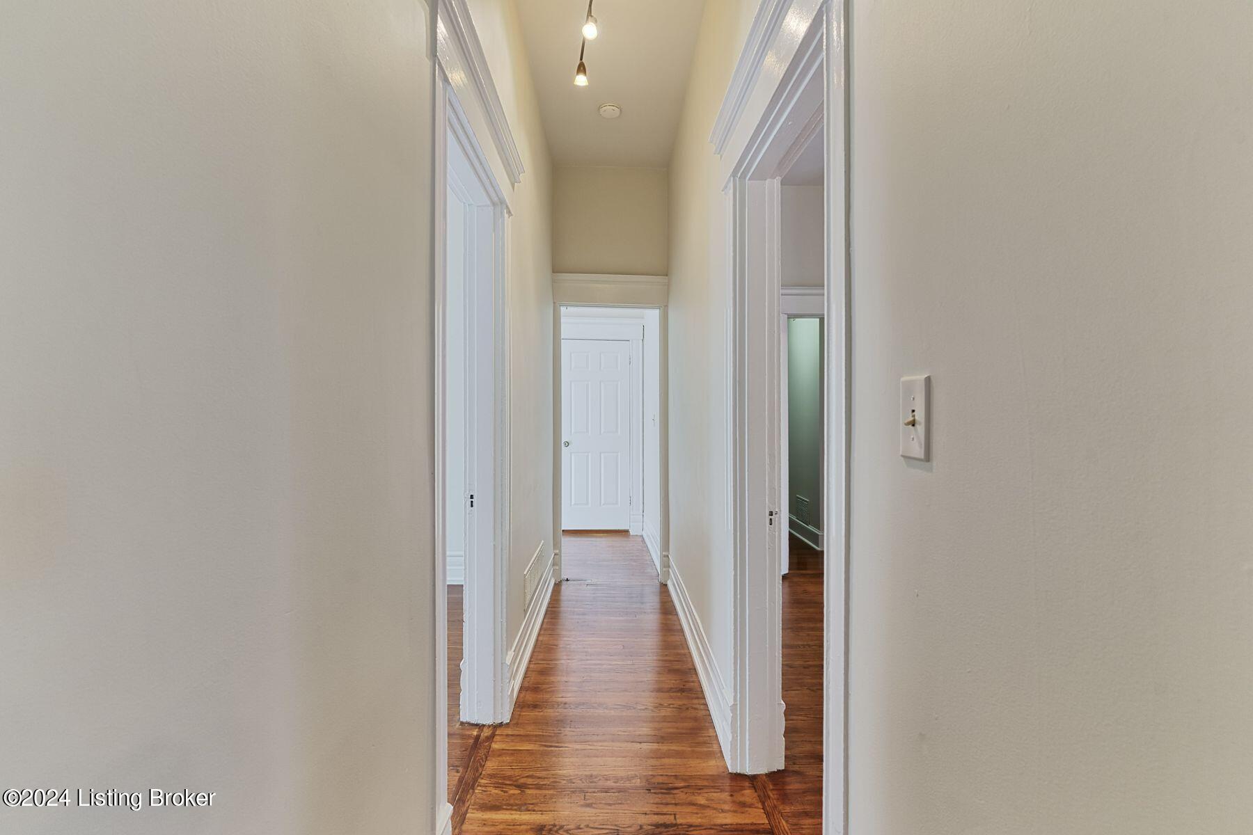 1288 Cherokee Road Louisville, KY 40204 - Photo 40 of 66 photo_online_041