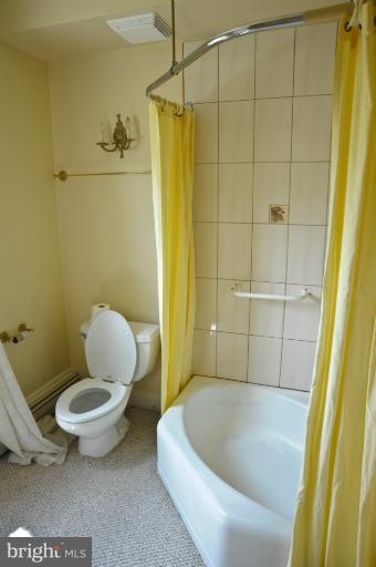 21600 Davis Mill Road Germantown, MD 20876 - Photo 21 of 30 Bath