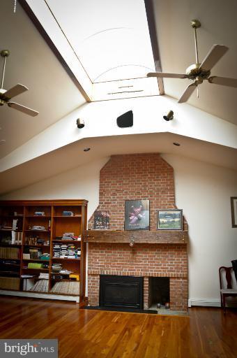 21600 Davis Mill Road Germantown, MD 20876 - Photo 26 of 30 Interior (General)