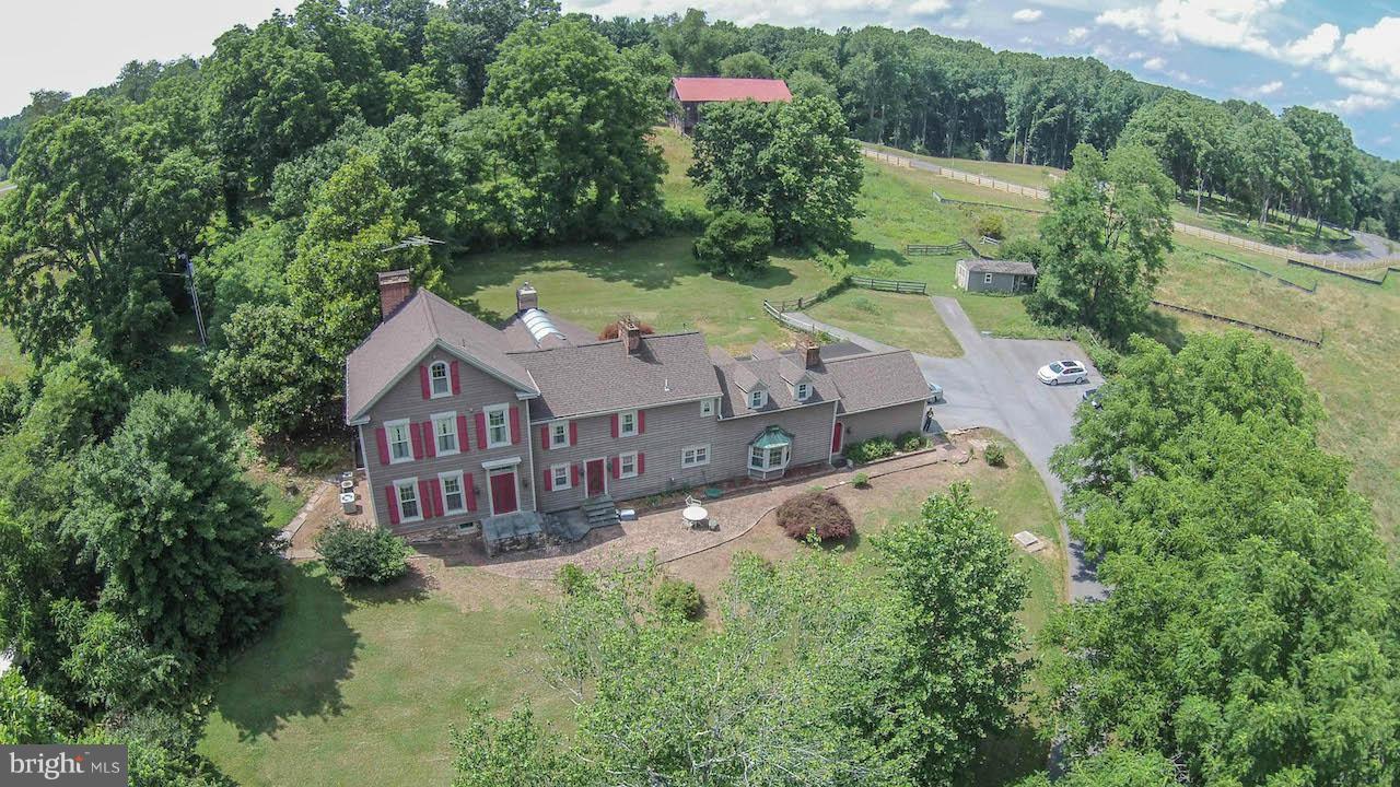 21600 Davis Mill Road Germantown, MD 20876 - Photo 4 of 30 View