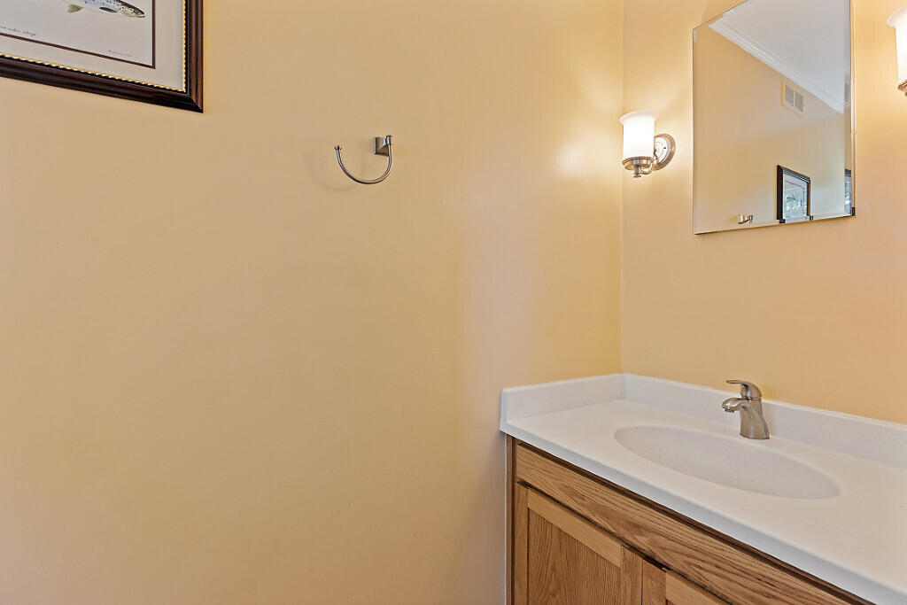 25 Powell Road Cumberland, ME 04110 - Photo 24 of 71 27_BP5A0081_DxO_mls