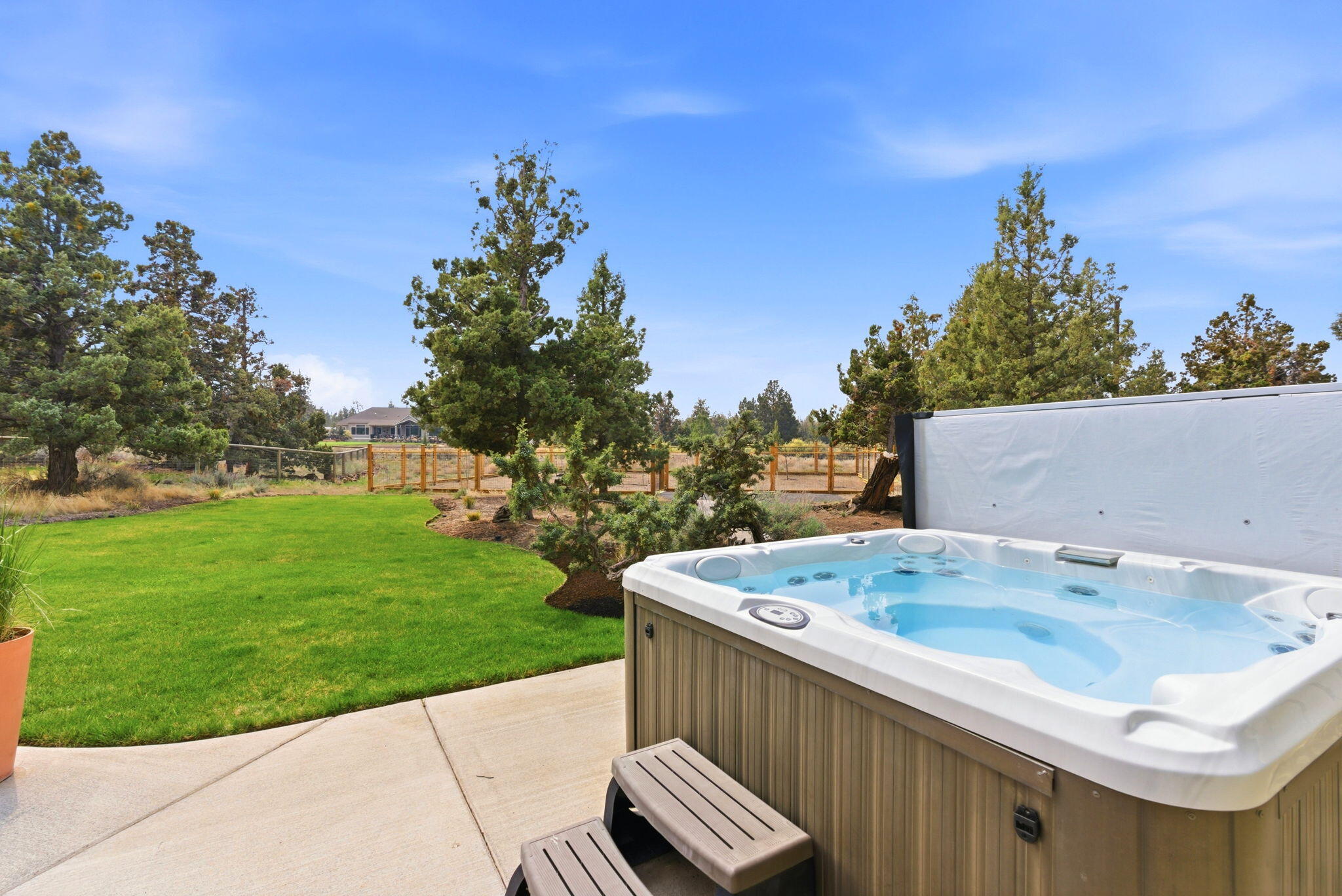 63557 Overtree Road Bend, OR 97701 - Photo 71 of 94 69-web-or-mls-Riley_Visuals_072