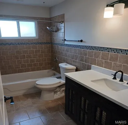 $259,000 | 6742 Foxbend Court, Florissant, MO 63033