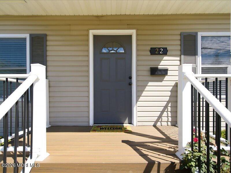 22 Carpenter Street Red Bank, NJ 07701 - Photo 3 of 29 Front Porch