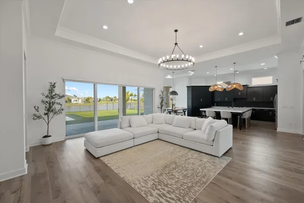 $5,500 | 4727 Estates Circle, Westlake, FL 33470