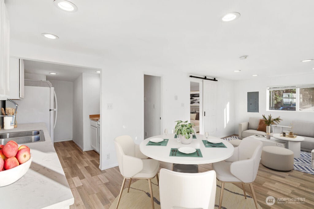 107 East Section Street Mount Vernon, WA 98273 - Photo 5 of 17