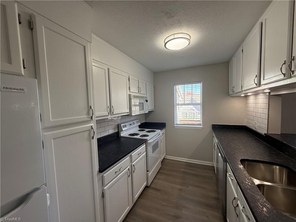 4001 Whirlaway Court, Unit G Clemmons, NC 27012 - Photo 4 of 9