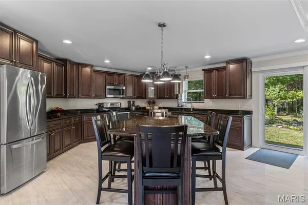 $549,900 | 5753 Forest Drive, Hillsboro, MO 63050