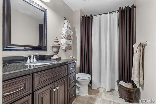 $549,900 | 5753 Forest Drive, Hillsboro, MO 63050