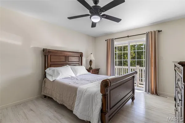 $549,900 | 5753 Forest Drive, Hillsboro, MO 63050