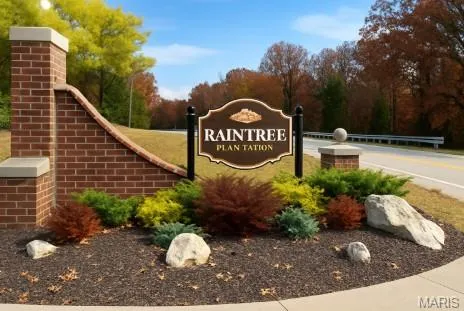 $549,900 | 5753 Forest Drive, Hillsboro, MO 63050