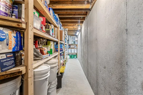 $549,900 | 5753 Forest Drive, Hillsboro, MO 63050