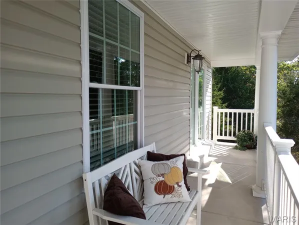 $549,900 | 5753 Forest Drive, Hillsboro, MO 63050