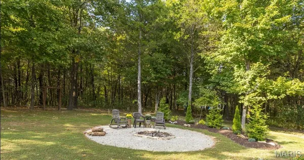 $549,900 | 5753 Forest Drive, Hillsboro, MO 63050