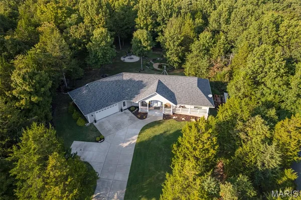 $549,900 | 5753 Forest Drive, Hillsboro, MO 63050