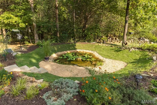 $549,900 | 5753 Forest Drive, Hillsboro, MO 63050