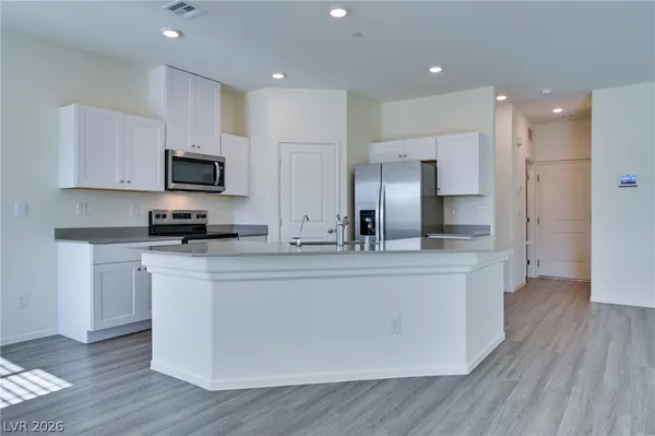 $2,100 | 7935 Aurora Sky Street, Unit 3, North Las Vegas, NV 89084