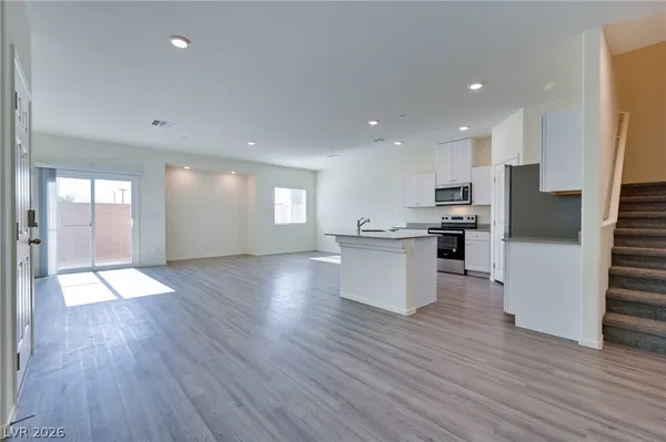 $2,100 | 7935 Aurora Sky Street, Unit 3, North Las Vegas, NV 89084