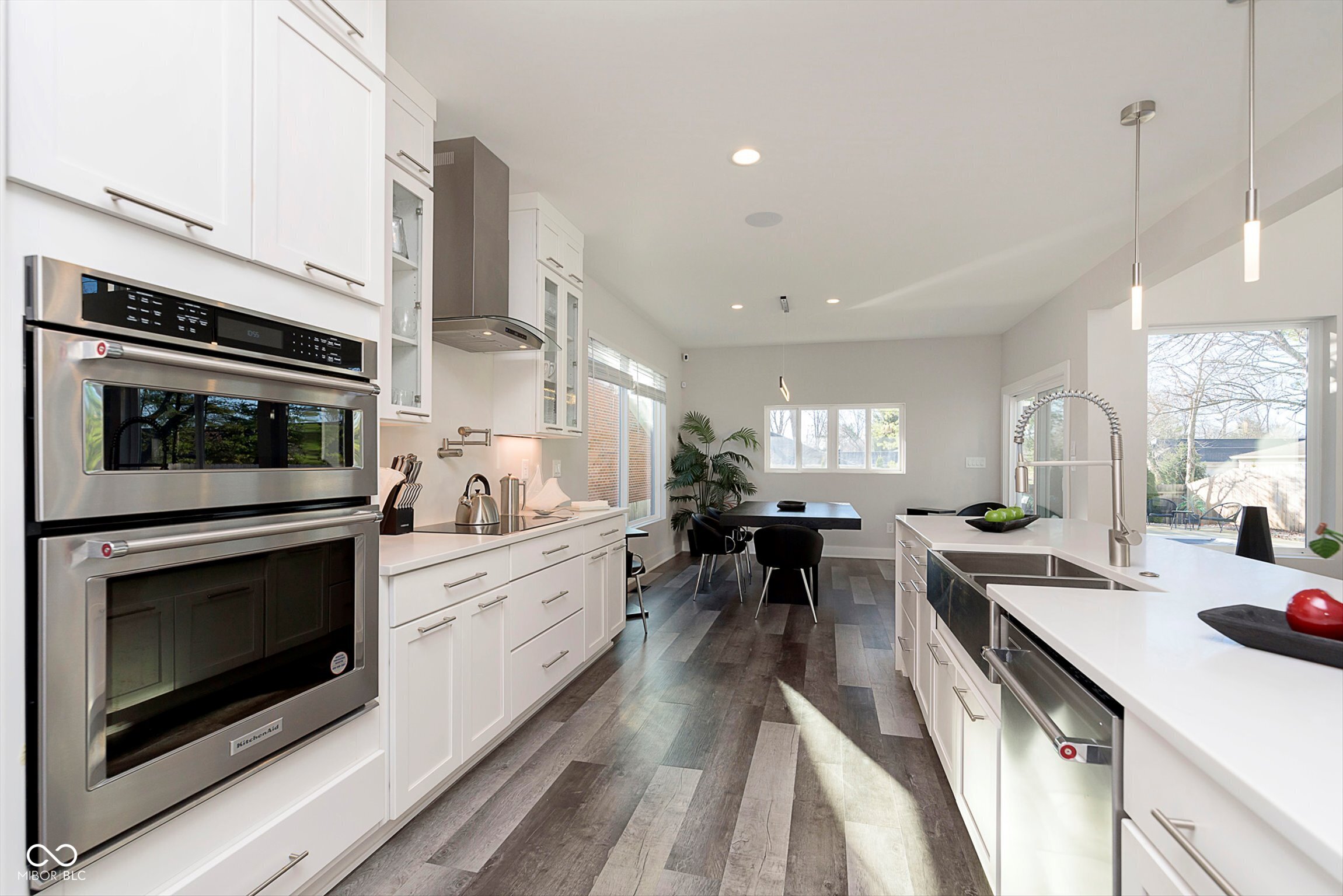 429 West 86th Street Indianapolis, IN 46260 - Photo 11 of 34