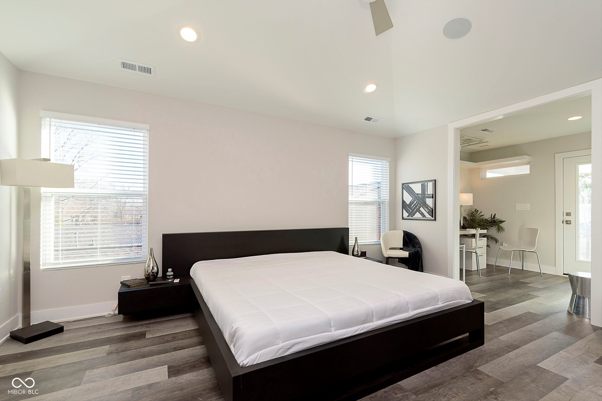 429 West 86th Street Indianapolis, IN 46260 - Photo 14 of 34