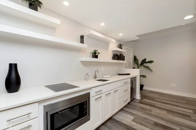 $5,900 | 429 West 86th Street, Indianapolis, IN 46260