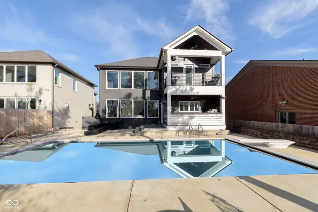 $5,900 | 429 West 86th Street, Indianapolis, IN 46260