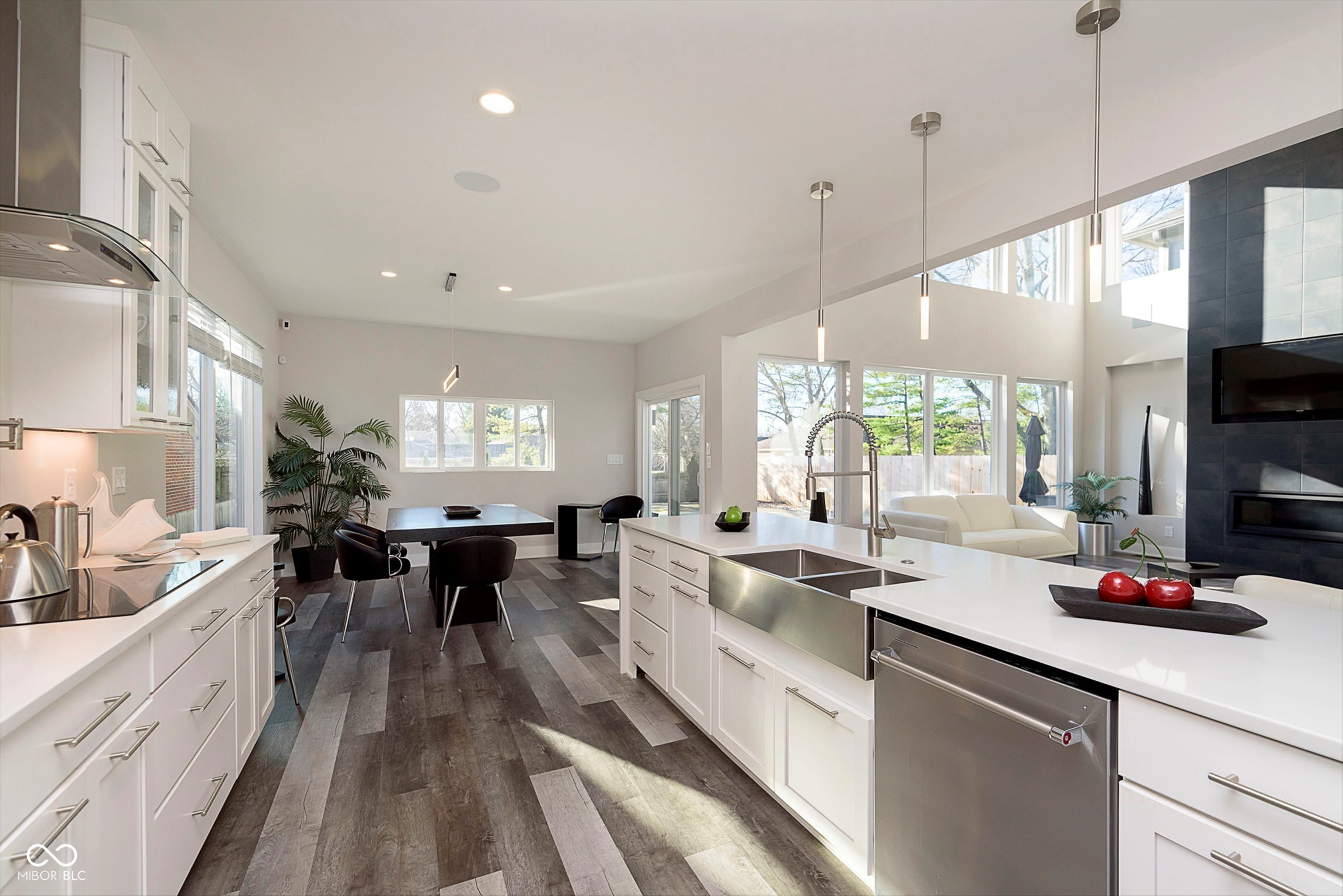 429 West 86th Street Indianapolis, IN 46260 - Photo 10 of 34