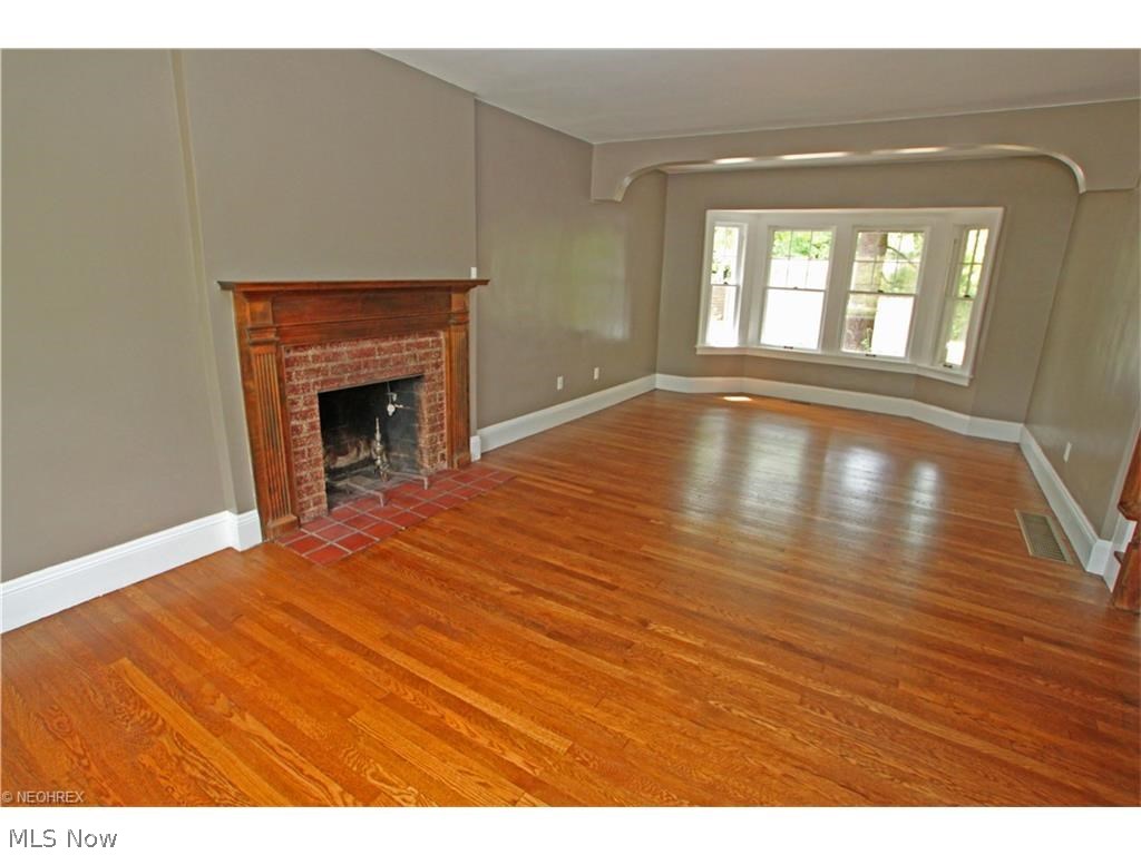 3280 Stockholm Road Cleveland, OH 44120 - Photo 7 of 35