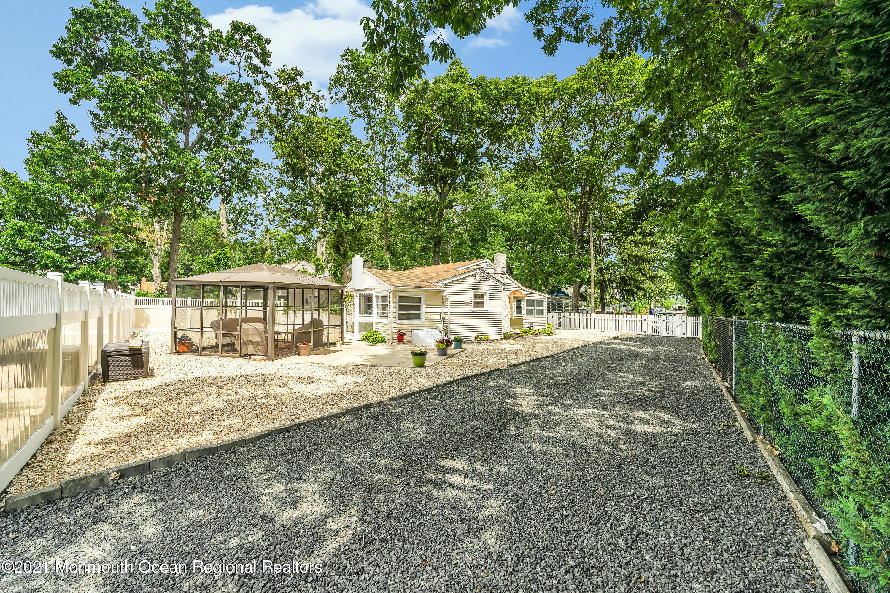 46 Liverpool Road Brick, NJ 08723 - Photo 23 of 27 DSC00016