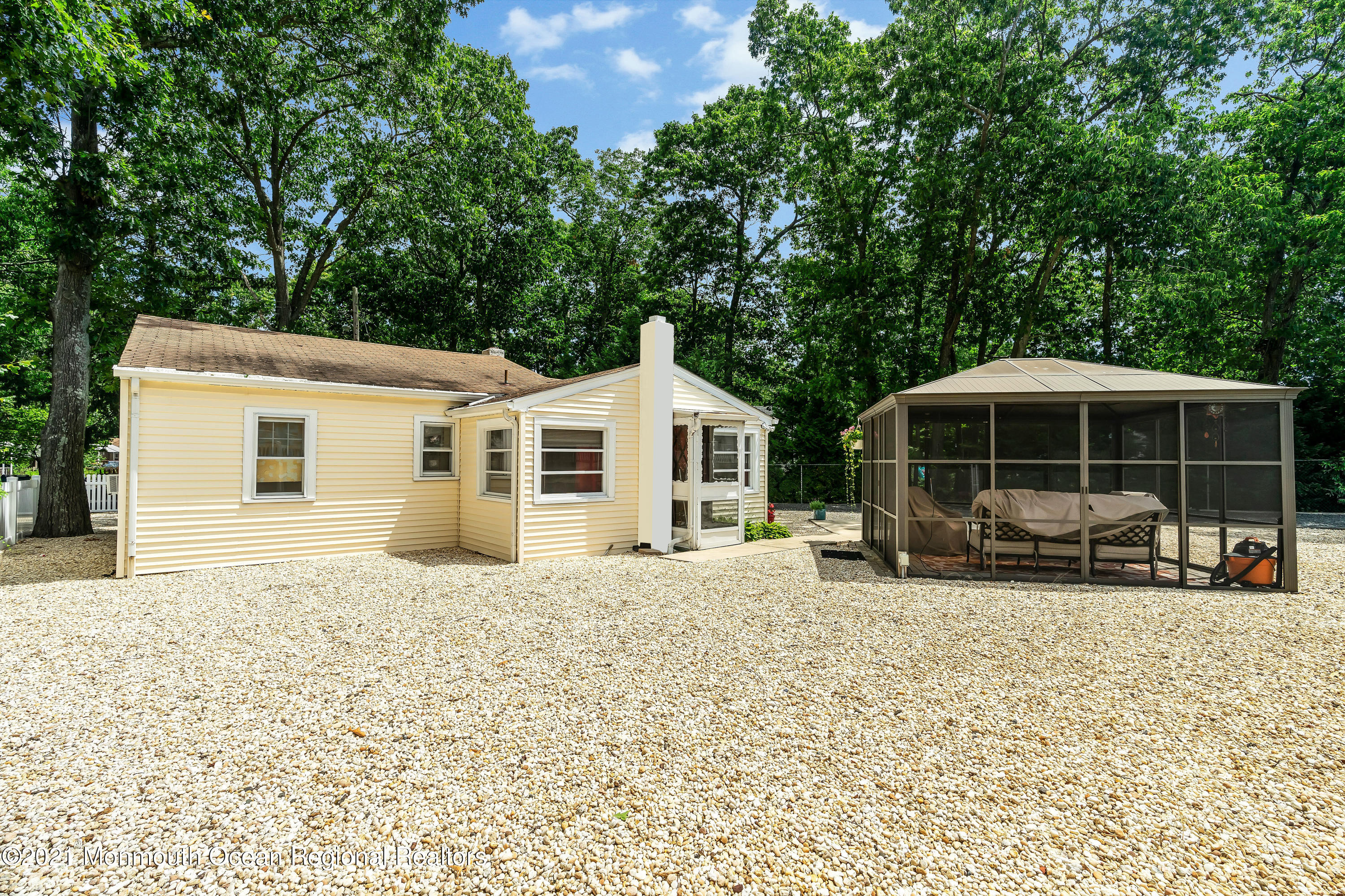 46 Liverpool Road Brick, NJ 08723 - Photo 26 of 27 DSC00031