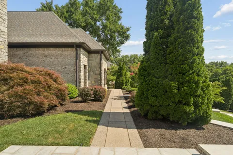 $2,999,999 | 1008 Monroe Lane, Brentwood, TN 37027