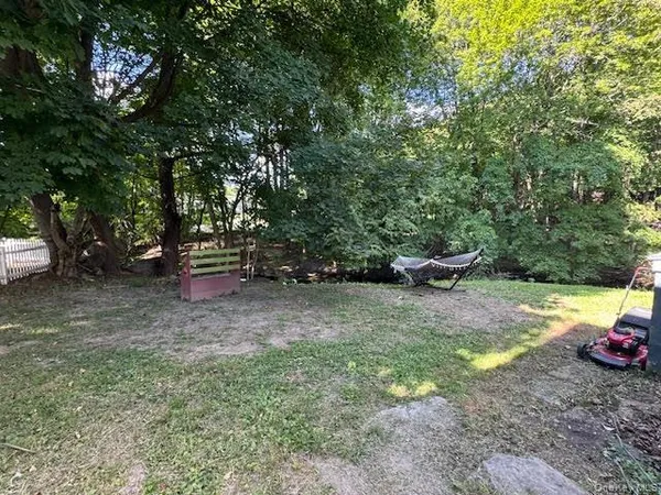 $1,700 | 38 East Main Street, Unit 1, Walden, NY 12586