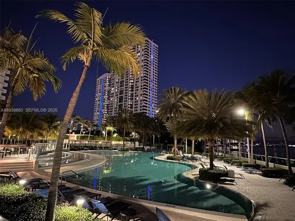 $4,000 | 1500 Bay Road, Unit 540S, Miami Beach, FL 33139