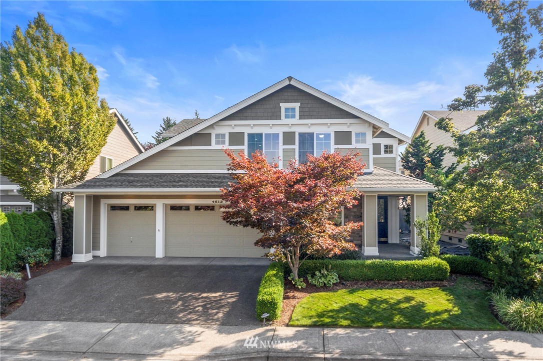 4613 Northeast 2nd Street Renton, WA 98059 - Photo 2 of 27