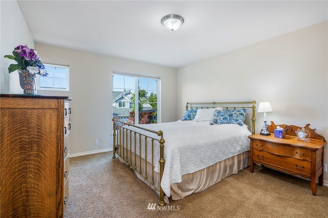 4613 Northeast 2nd Street Renton, WA 98059 - Photo 19 of 27