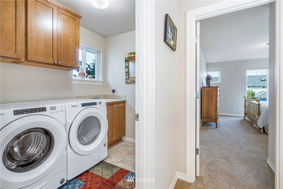 4613 Northeast 2nd Street Renton, WA 98059 - Photo 22 of 27