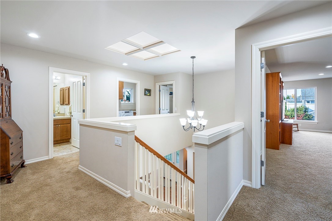 4613 Northeast 2nd Street Renton, WA 98059 - Photo 23 of 27