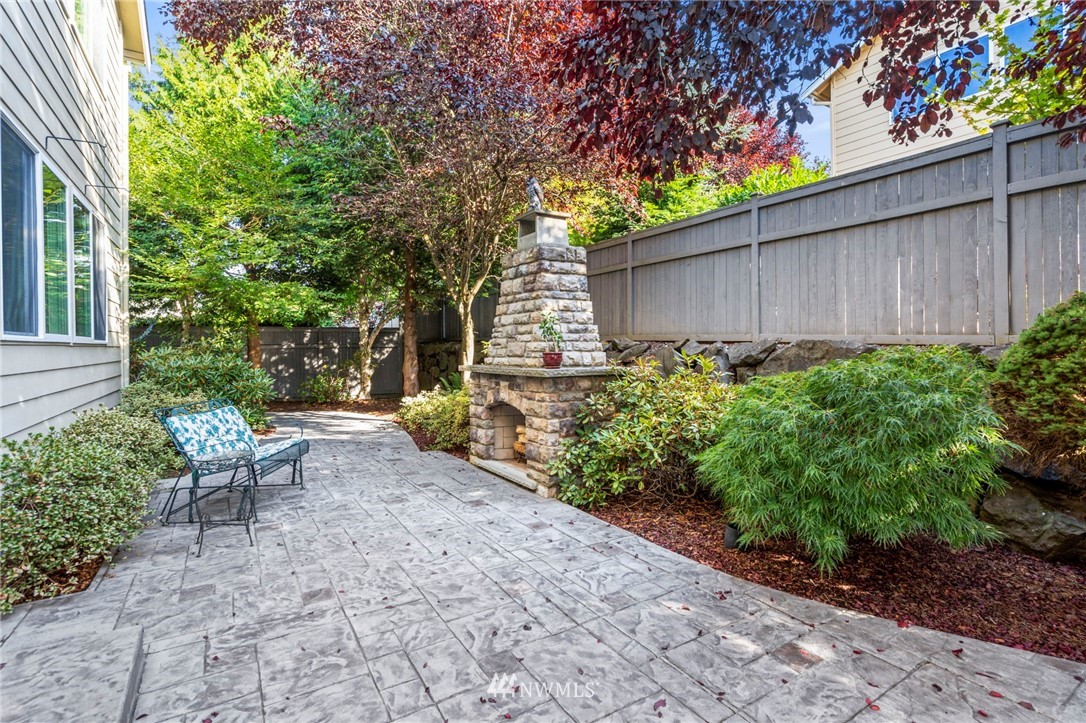 4613 Northeast 2nd Street Renton, WA 98059 - Photo 24 of 27