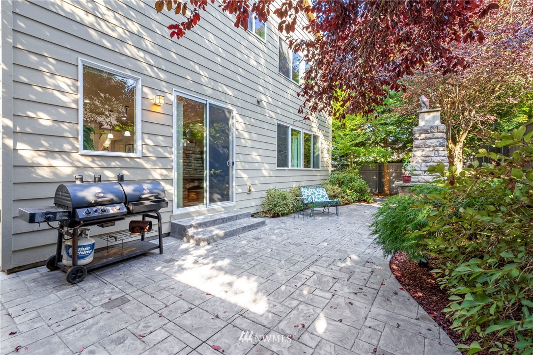 4613 Northeast 2nd Street Renton, WA 98059 - Photo 26 of 27