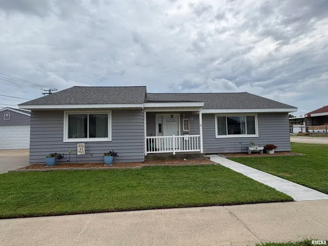 $95,000 | 304 9th Avenue, Fulton, IL 61252