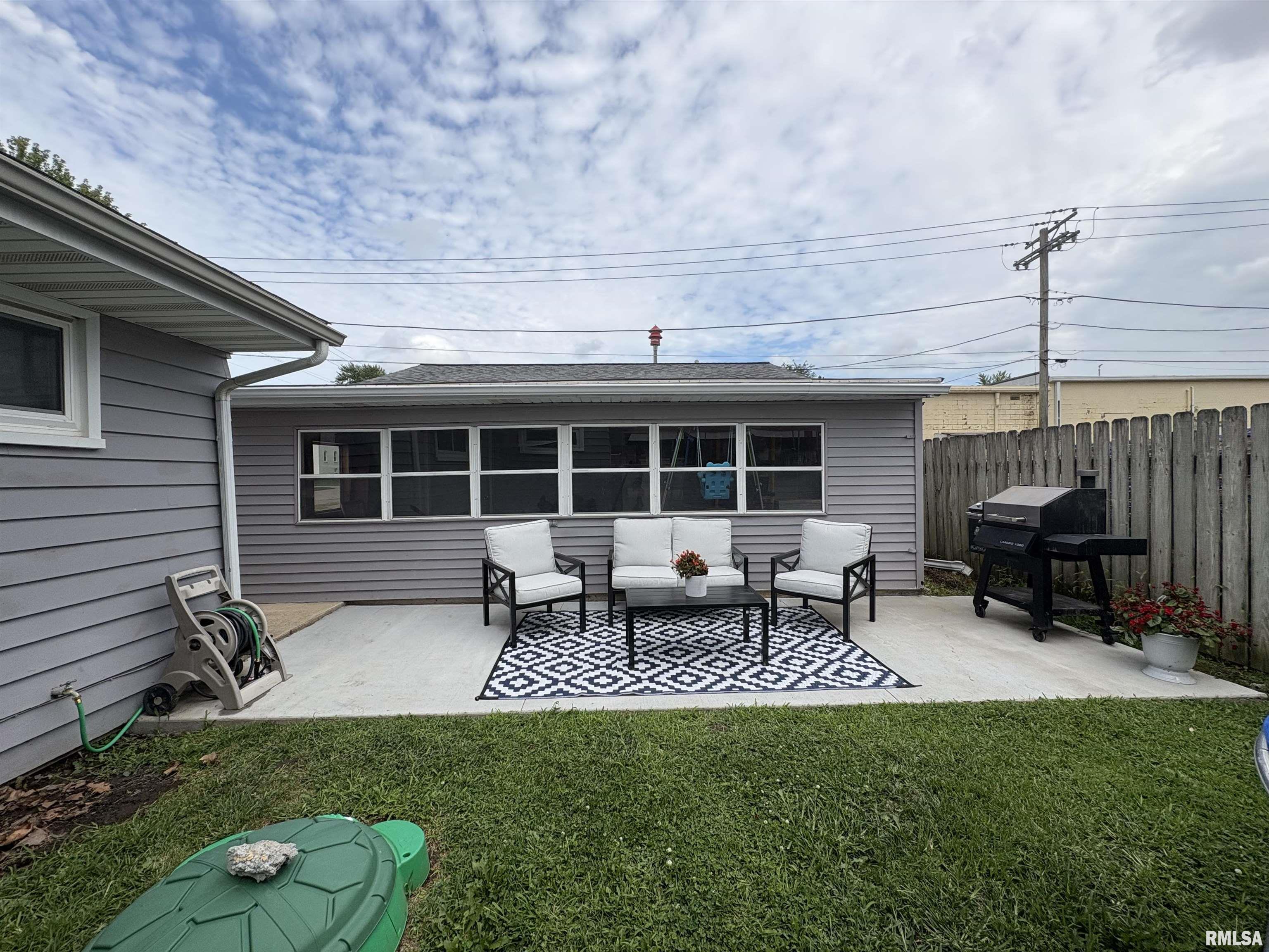 304 9th Avenue Fulton, IL 61252 - Photo 14 of 24 Gallery Image 14