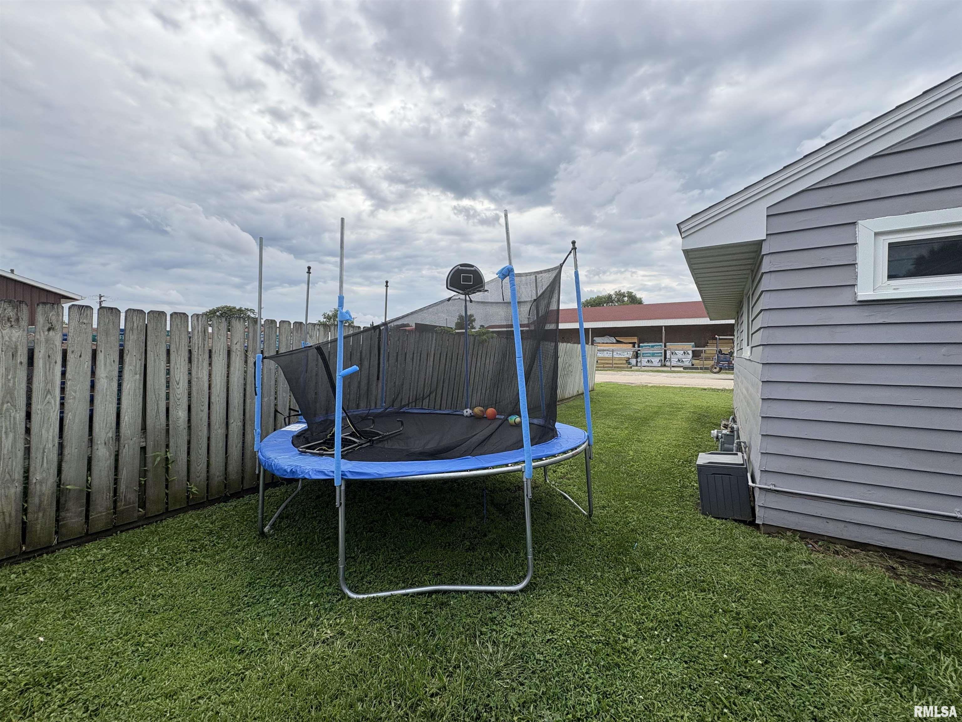 304 9th Avenue Fulton, IL 61252 - Photo 15 of 24 Gallery Image 15