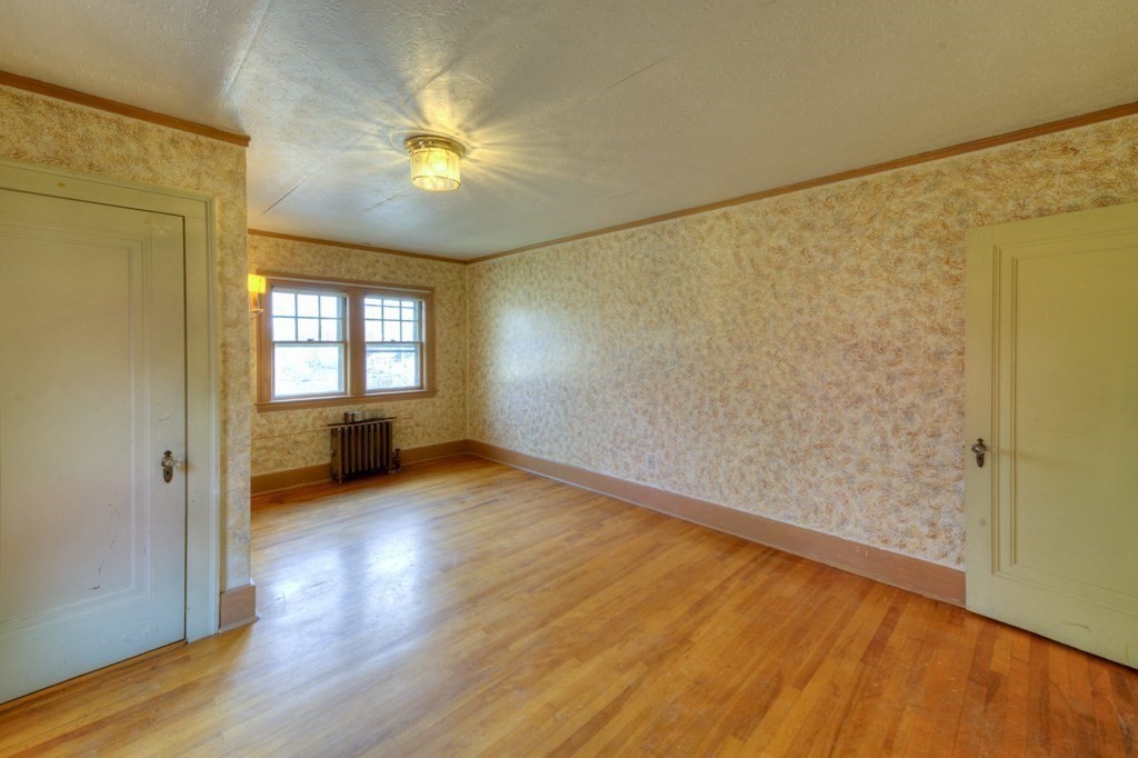 24 Hadwen Road Worcester, MA 01602 - Photo 36 of 42