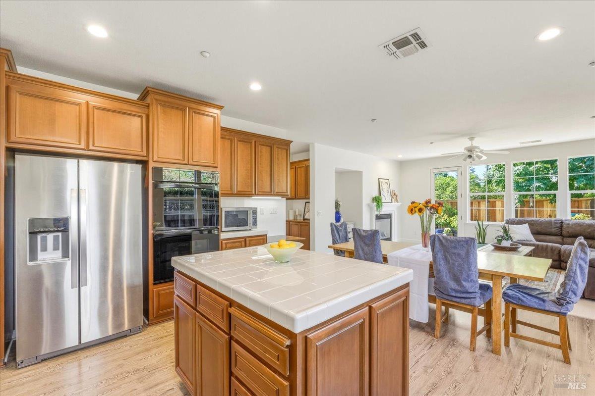 214 Ranch Court Novato, CA 94945 - Photo 12 of 41