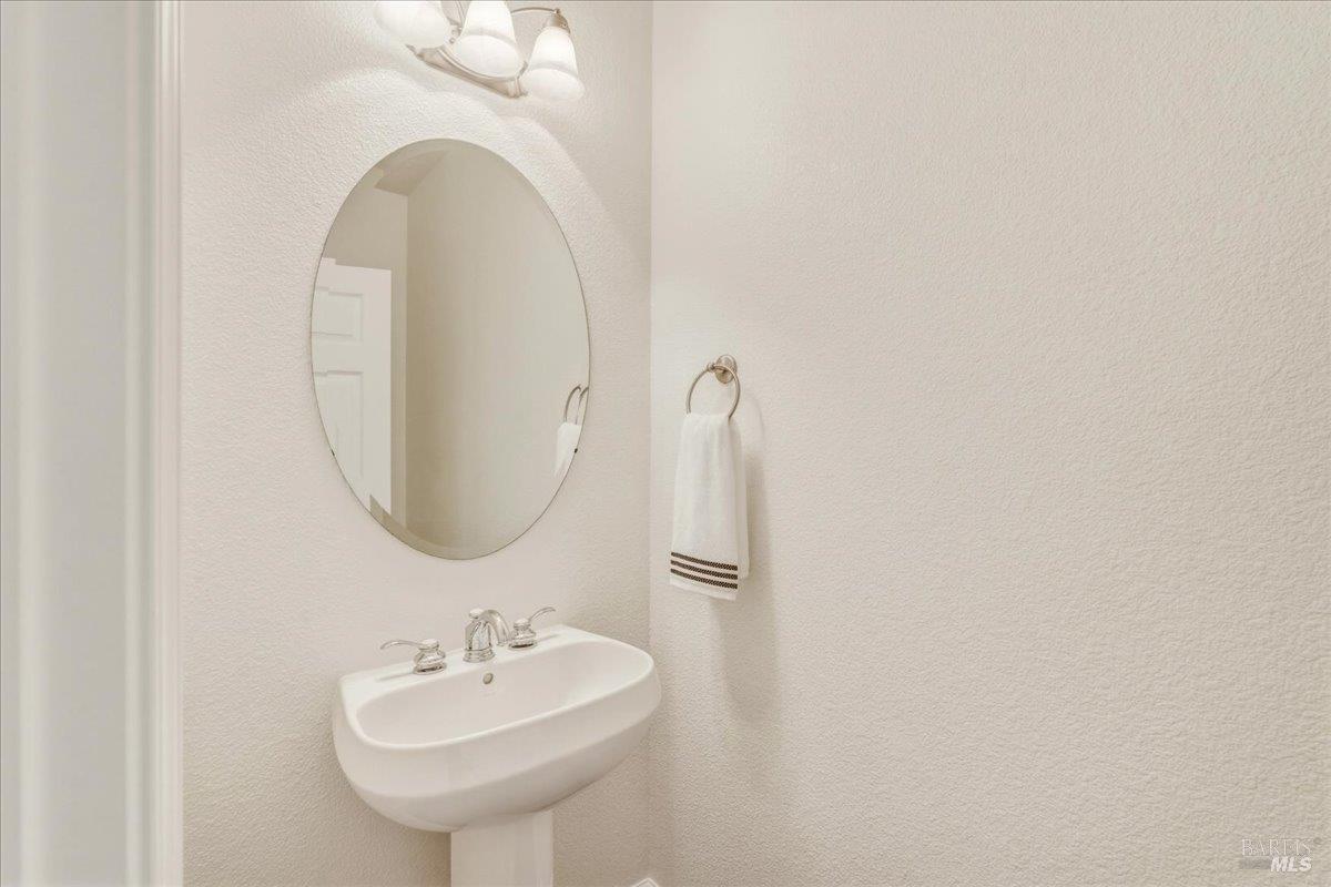 214 Ranch Court Novato, CA 94945 - Photo 17 of 41