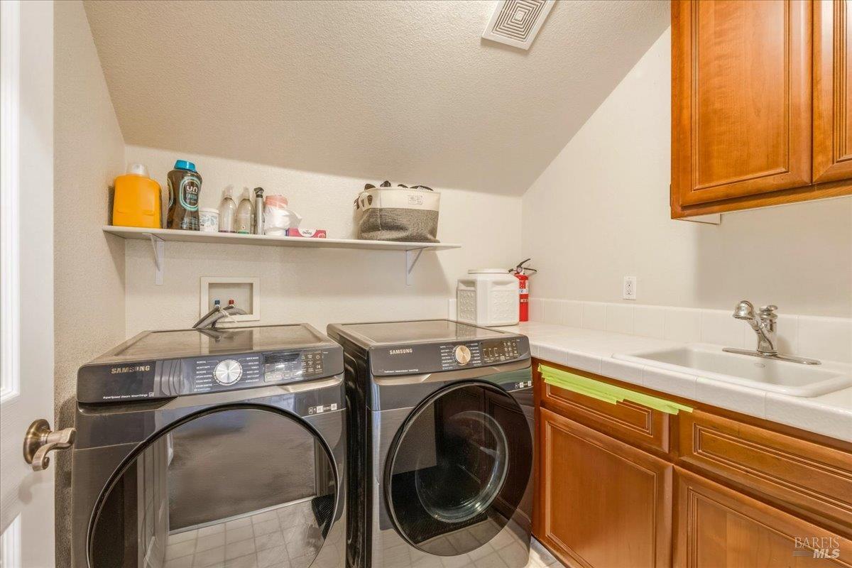 214 Ranch Court Novato, CA 94945 - Photo 30 of 41