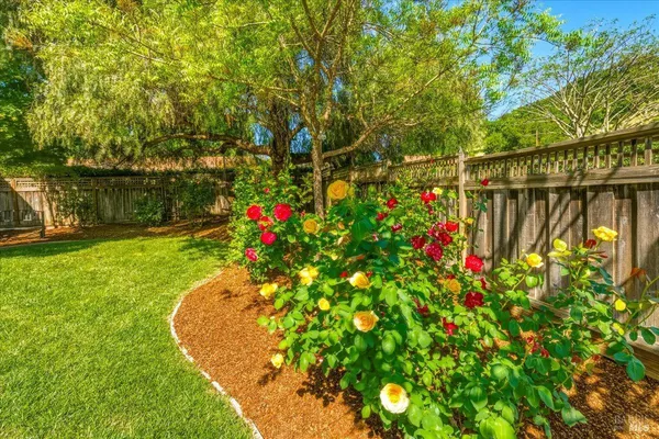 $1,375,000 | 214 Ranch Court, Novato, CA 94945