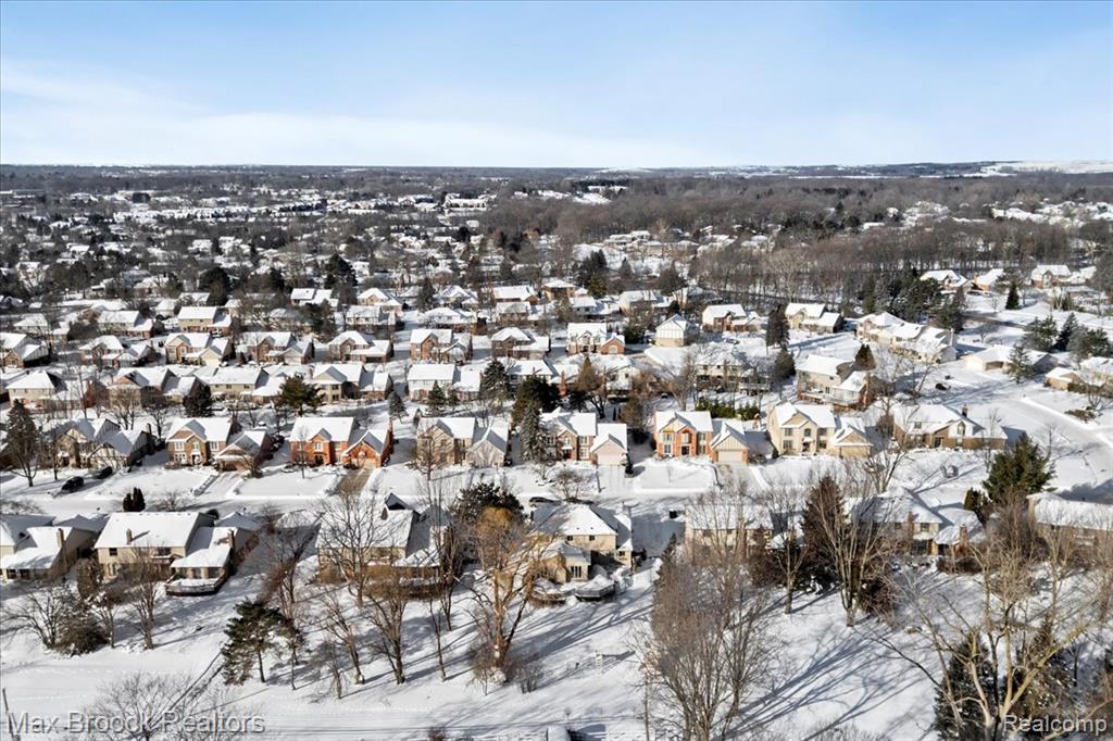 412 Shellbourne Drive Rochester Hills, MI 48309 - Photo 51 of 59 Gallery Image 51