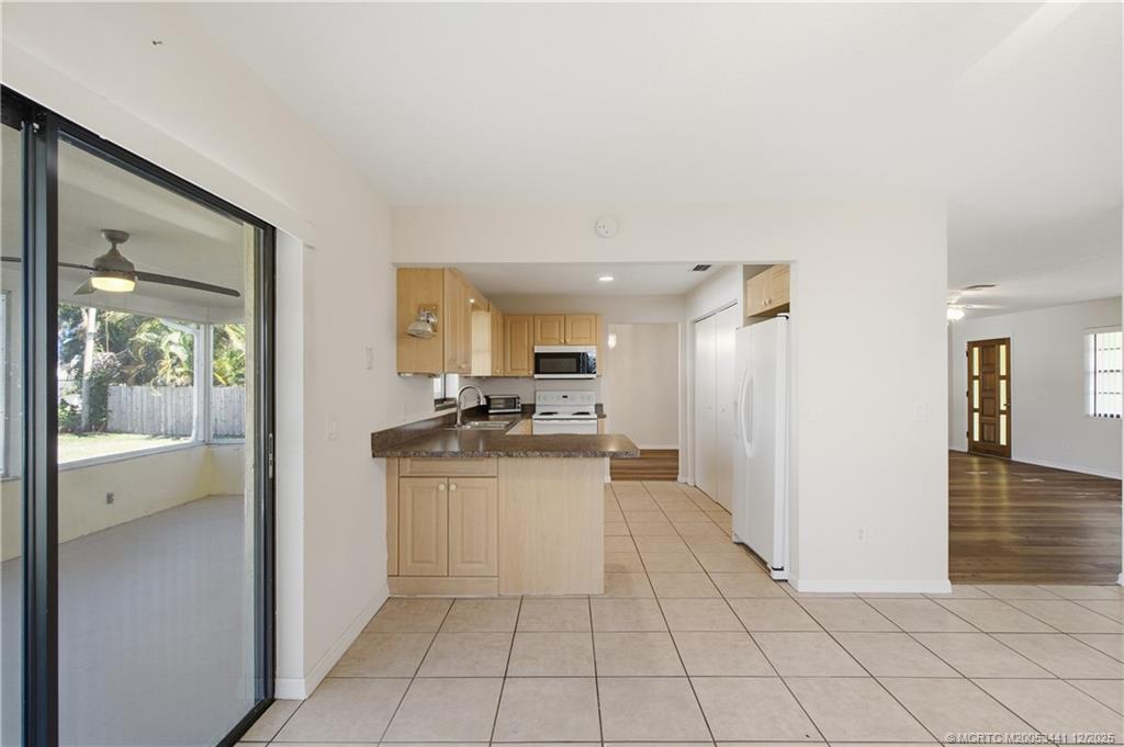 4665 Southeast Manatee Terrace Stuart, FL 34997 - Photo 17 of 36